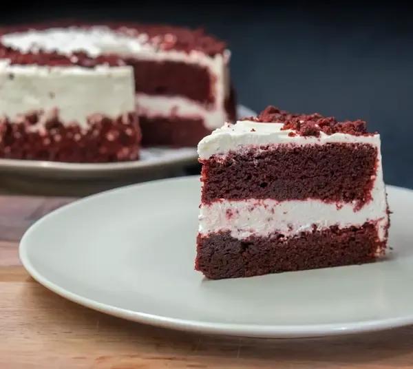 Red Velvet Oreo Cake