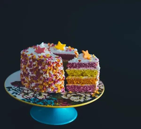 Vanilla Biscoff Cake